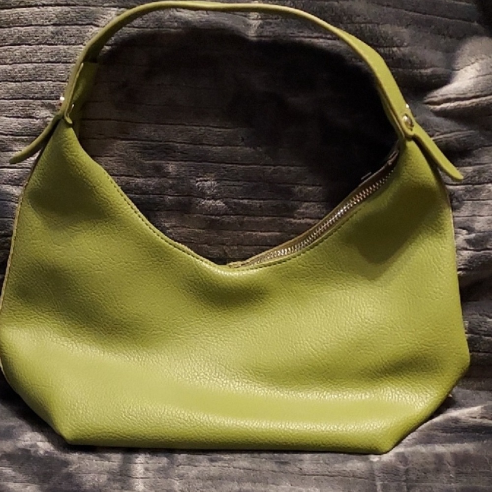 Chic Green Faux Leather Handbag
